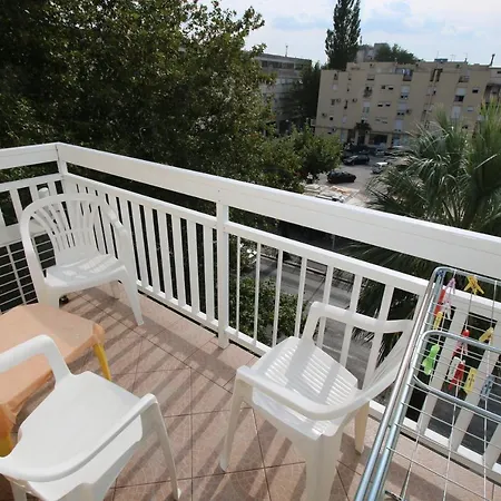 Omis - Michy Apartments Exteriér fotografie