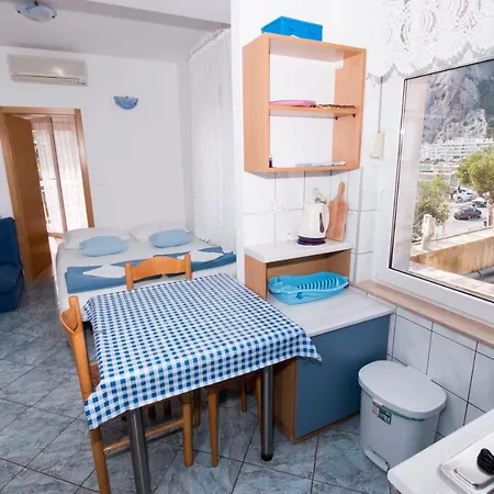 Omis - Michy Apartments Exteriér fotografie