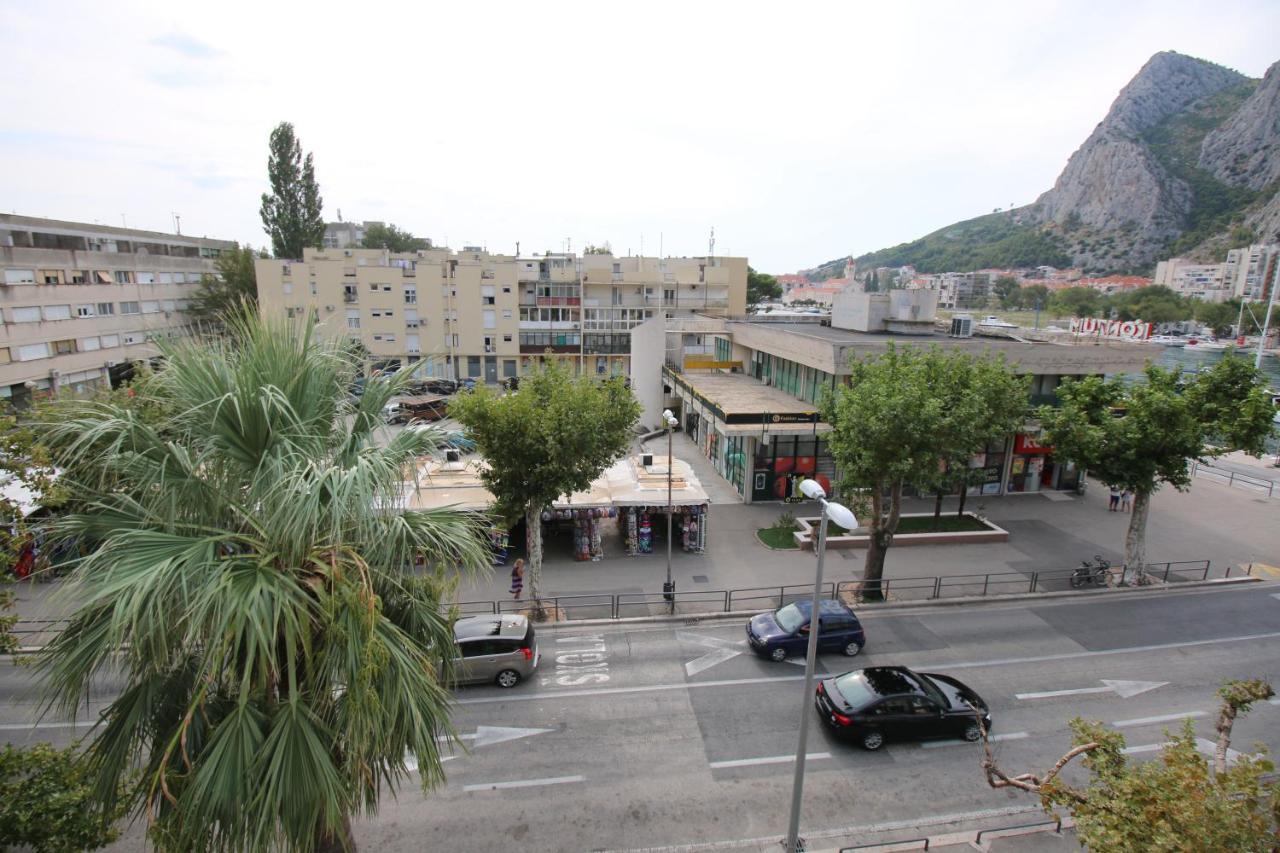 - Michy * Omiš